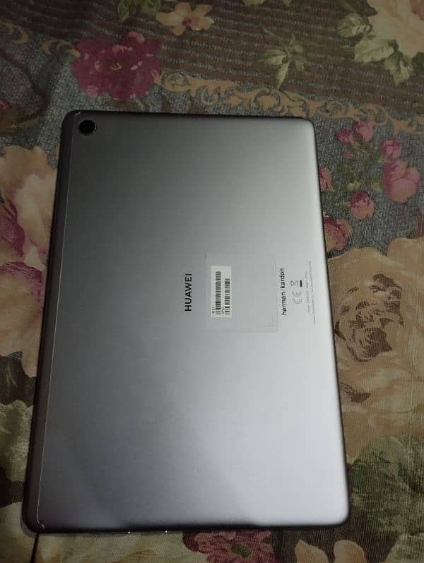 Huawei media pad M5 lite 64/4 condition 10/9.5 1