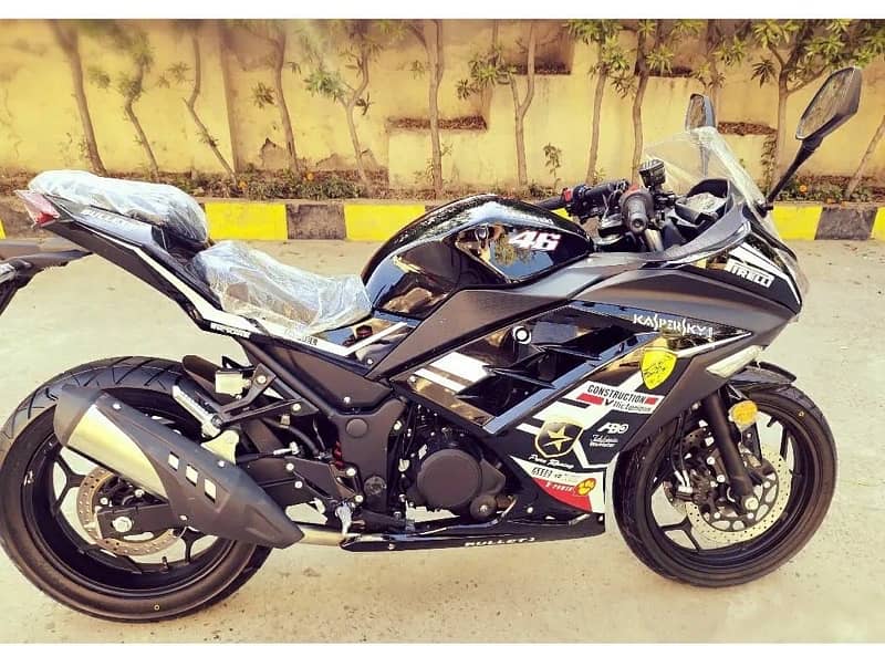 sports bikes in stock 10