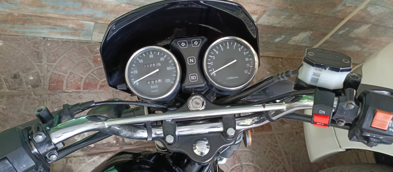 Suzuki GS 150 2021 4