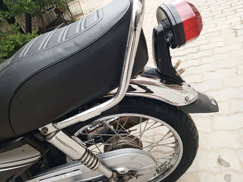 for sale Honda 125 (2014) model 13