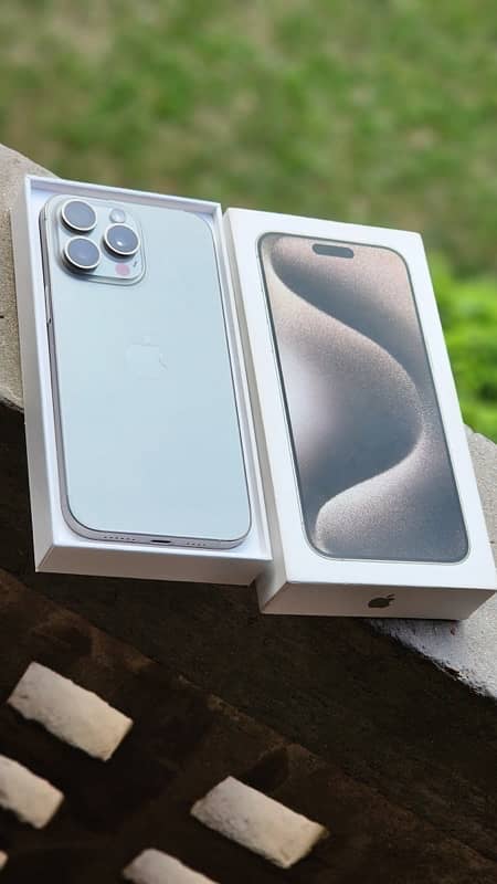 iPhone 15 pro max 256 GB Natural Titanium 7