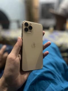 I phone 11pro 256gb pta approved