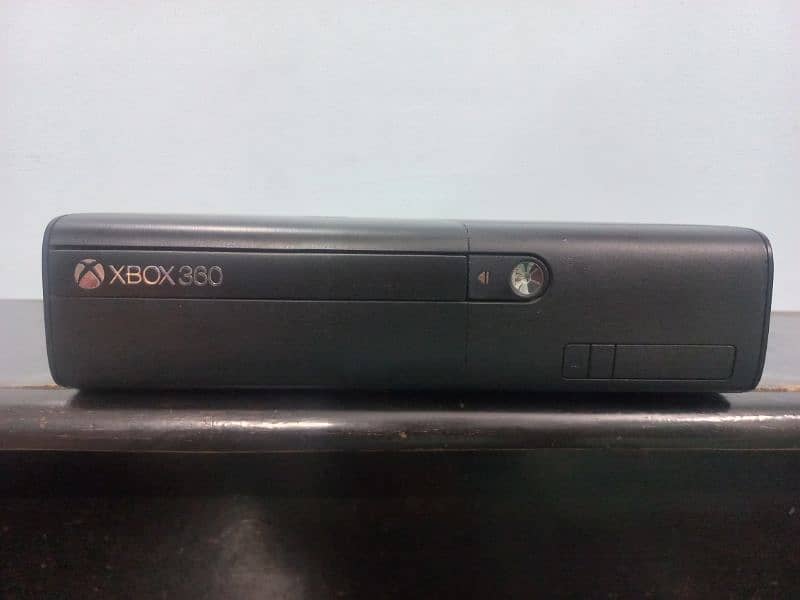 Xbox Model 360 2