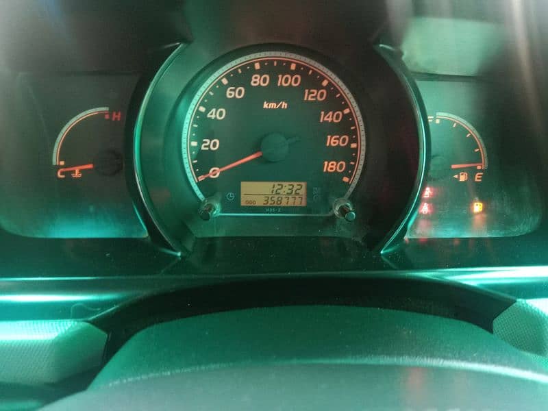 Toyota hiace 200k 8