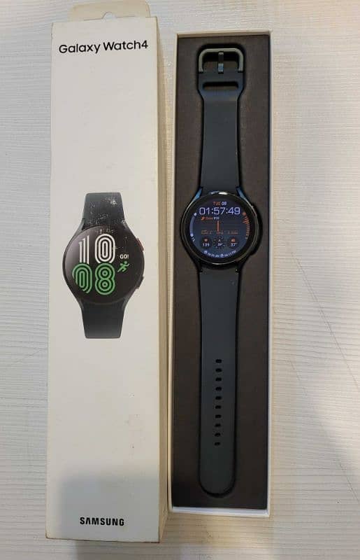 Samsumg Galaxy watch 4 - 44MM 0