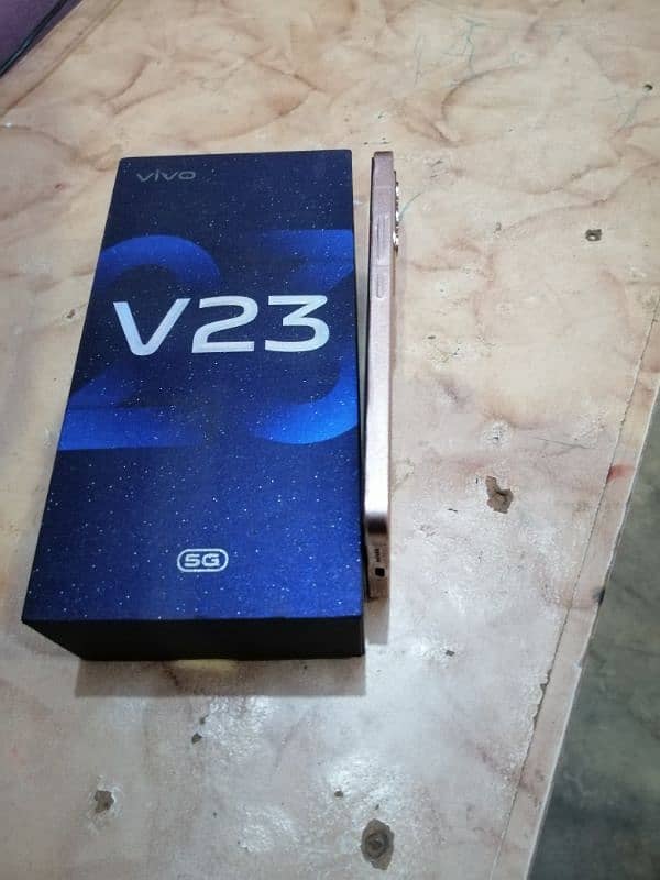 Vivo V23 4