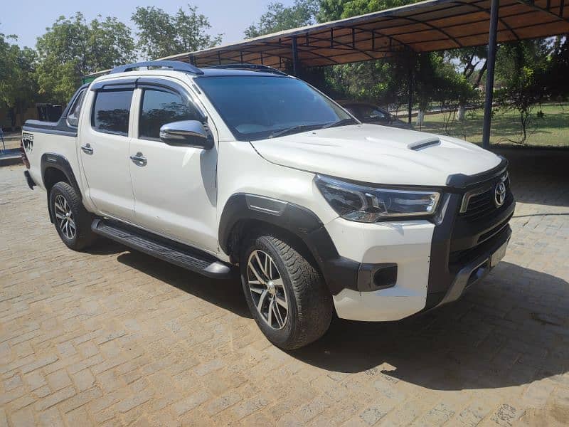 Toyota Hilux Vigo For Sale - 2004/2007 1