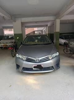 Toyota Corolla GLI 2015 automatic almost full original