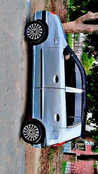 Hyundai Santro 2004 chat pillar geniune 3