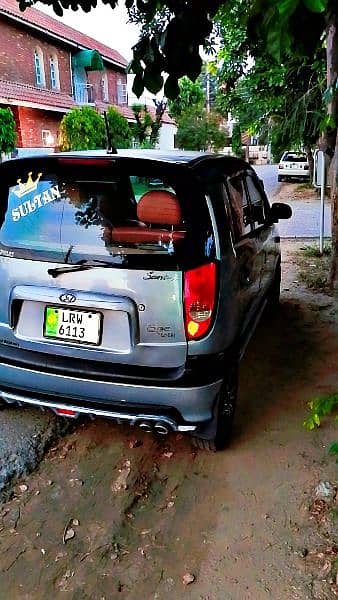 Hyundai Santro 2004 chat pillar geniune 7