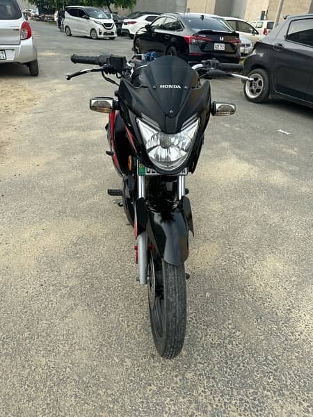 Honda CB 150 2017 3