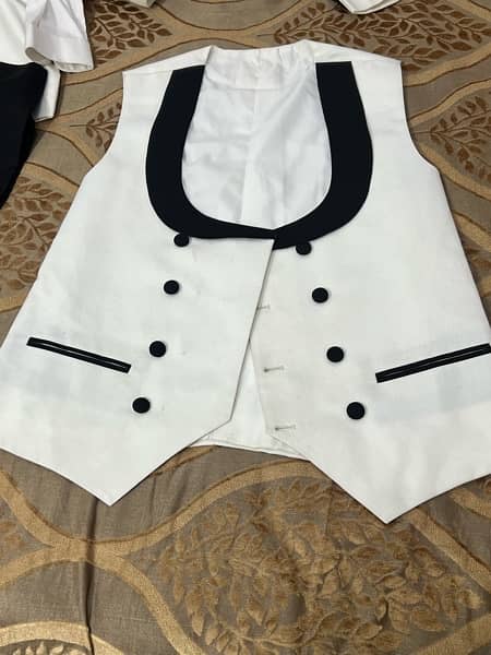 Groom White Pent Coat 2