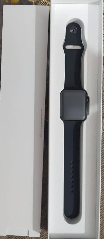 Apple Watch 3 42 mm Space Gray Aluminum Balck sport GPS 0