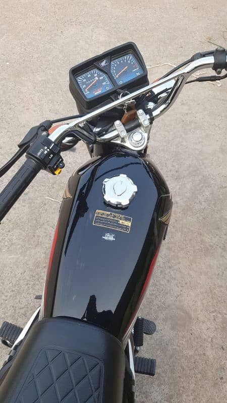 honda 125 2024 3