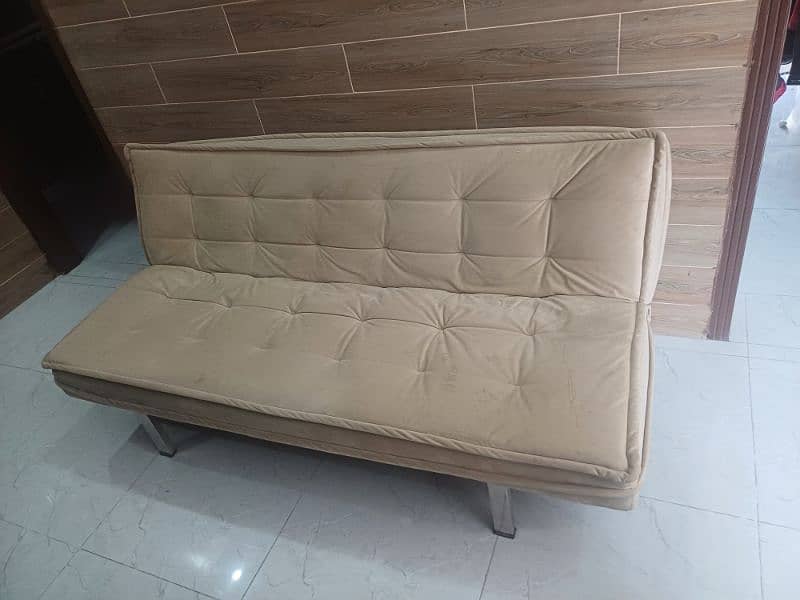 sofa com bed 2  20k each 3