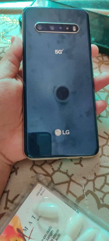 lg v60 thinq urgent sale 3