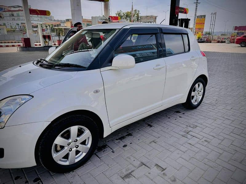 Suzuki Swift 2015 13