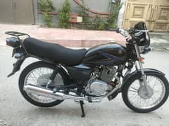 Suzuki GS 150 2024