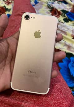 selling Iphone 7 32 gb PTA Approved