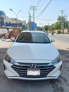 Hyundai Elantra 2022 0