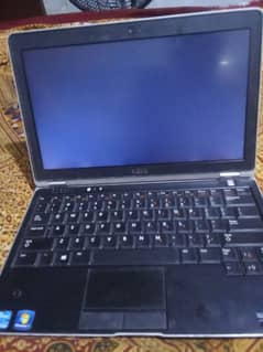 dell i7,3rd generation laptop with charger