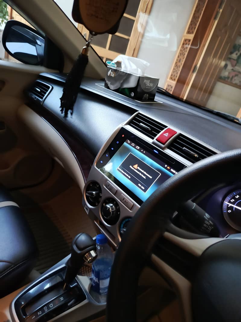 Honda City IVTEC 2019 Honda city Aspire 1.5 automatic 9