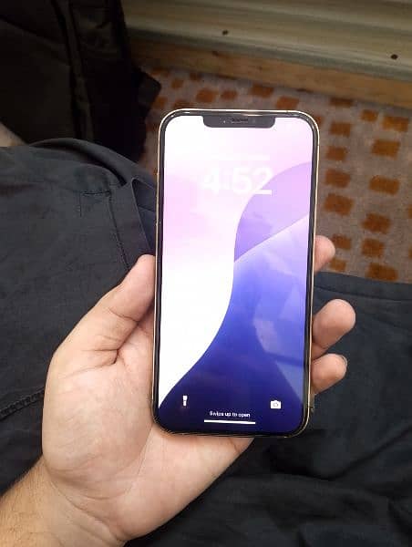 iPhone 11 pro max & 12 pro max 5