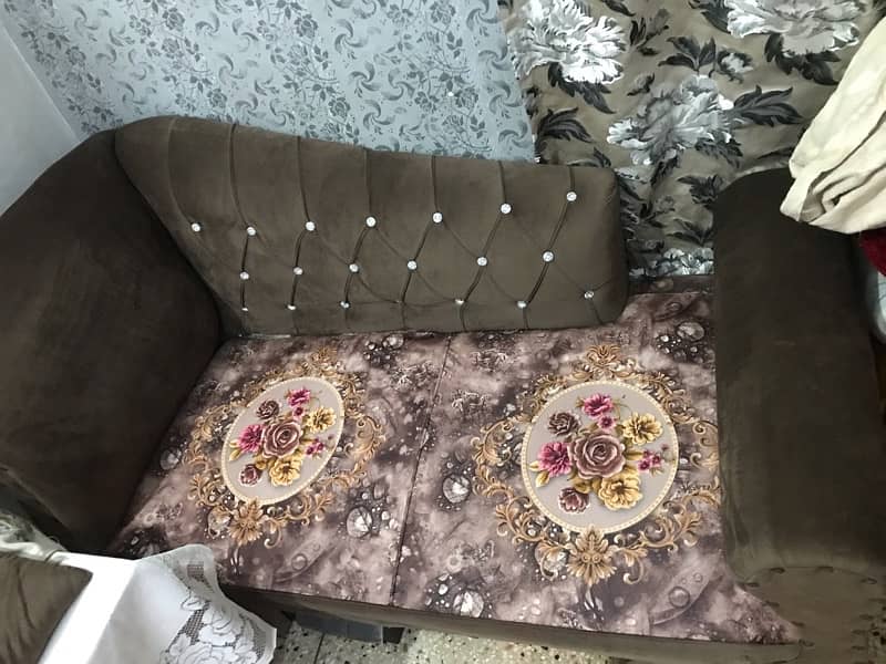 3 seater sofa for sale 0