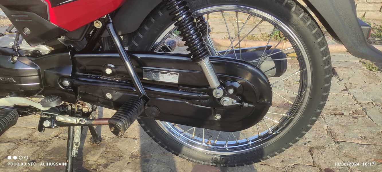 Honda 100 Pridor     bike ki condition 10 by 10 13