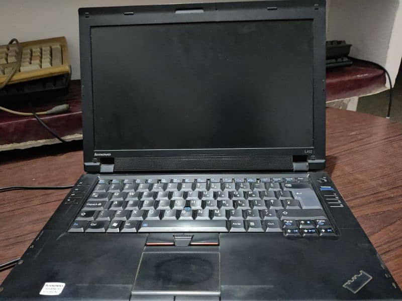 Lenovo Thinkpad laptop gen 1  4 gb ram 320 gb hard 0