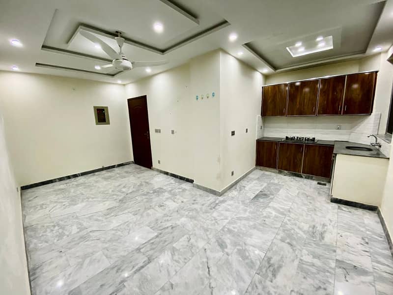 1 BHK Apartment available for rent 3