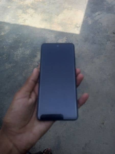 Tecno spark 20 8+8 256 3