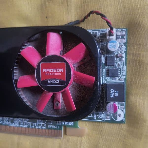 AMD R7 250  2GB Graphics card for sale 3