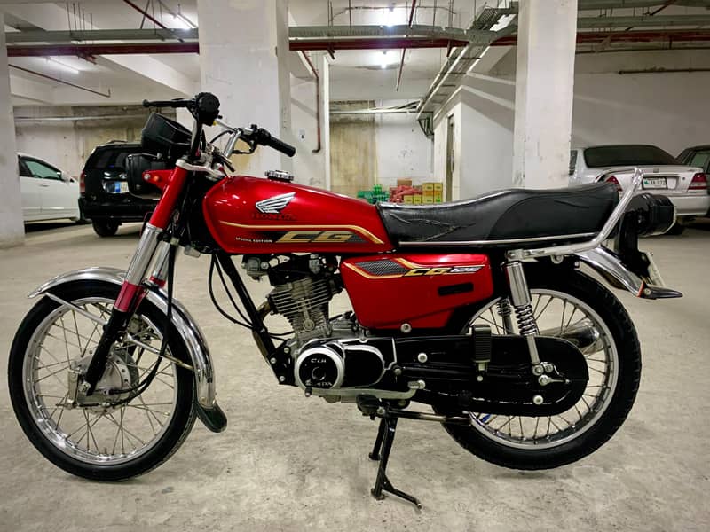 Honda CG 125 2019 3