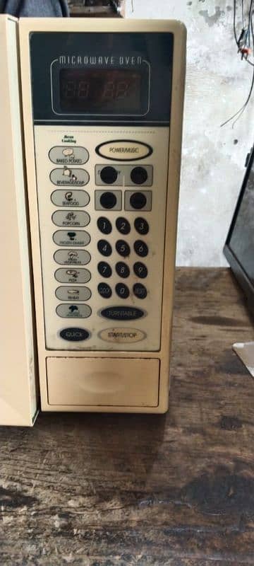 PEL microwave oven 2