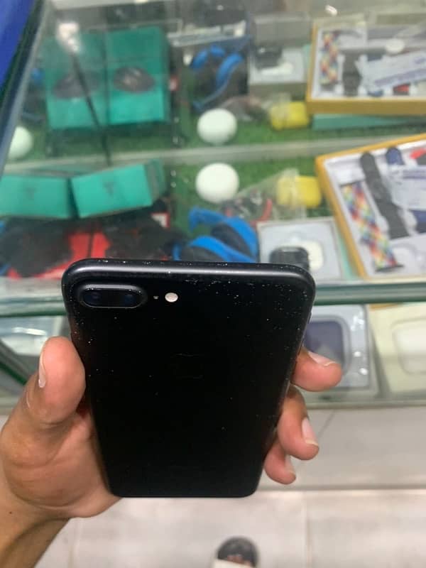 iphone 7plus 128GB PTA 1