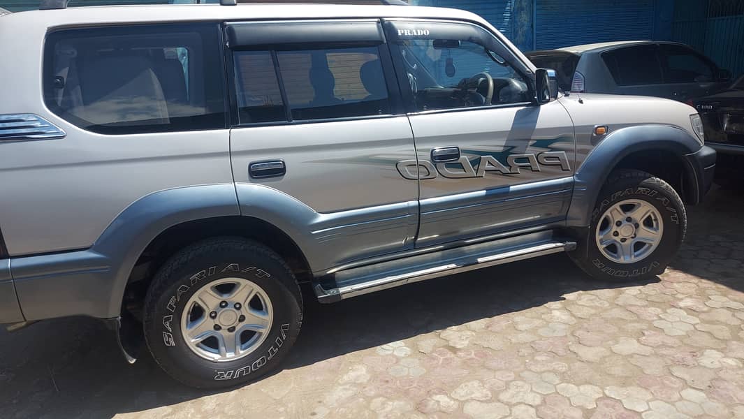 Toyota Prado 1997 3