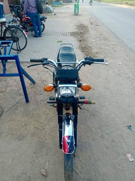 Honda125cd 1