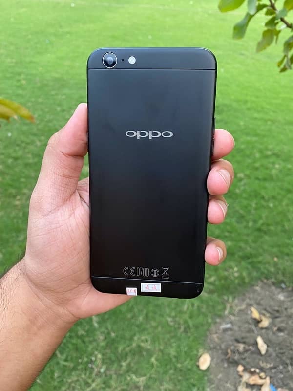 Oppo A57 (4+64) 3