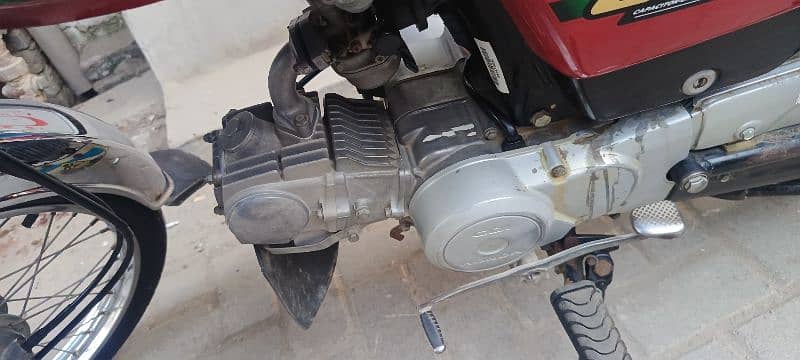 Honda CD 70 2022 6