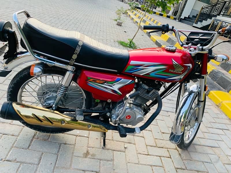 Honda 125 (2023) lush condition 1