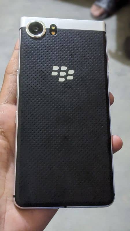 blackberry key 1 1