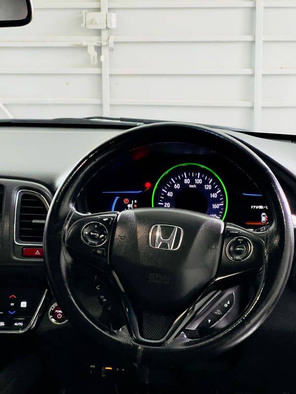 Honda Vezel 2014/16 total genuine granted 13