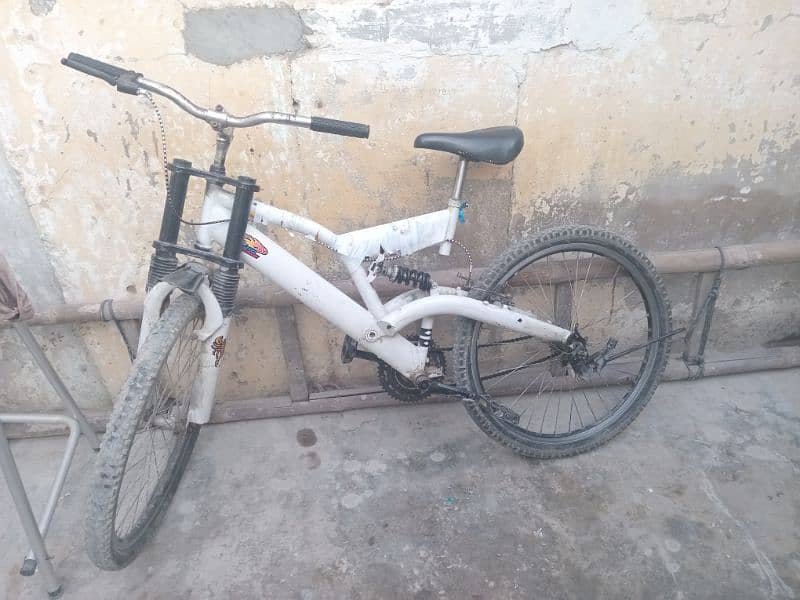 bicycle sale good condition full size 1