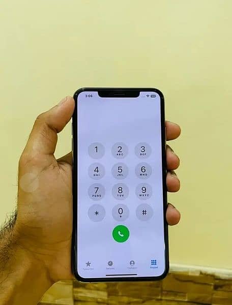 Iphone xs max Pta Approved 256gb  My WhatsApp 03054638321 1