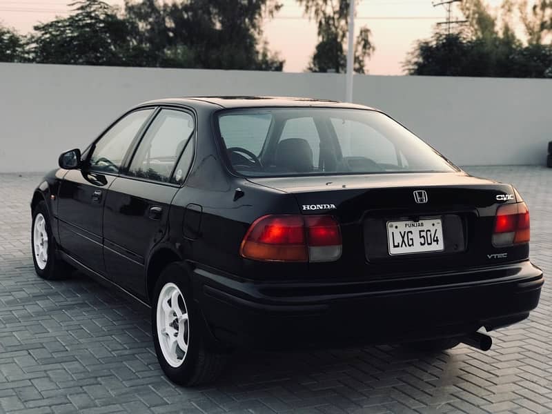 Honda Civic VTi 1998 4