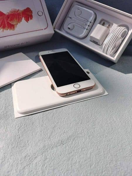 iPhone 6s Stroge 64 GB PTA approved for sale 0325/2452/771 1