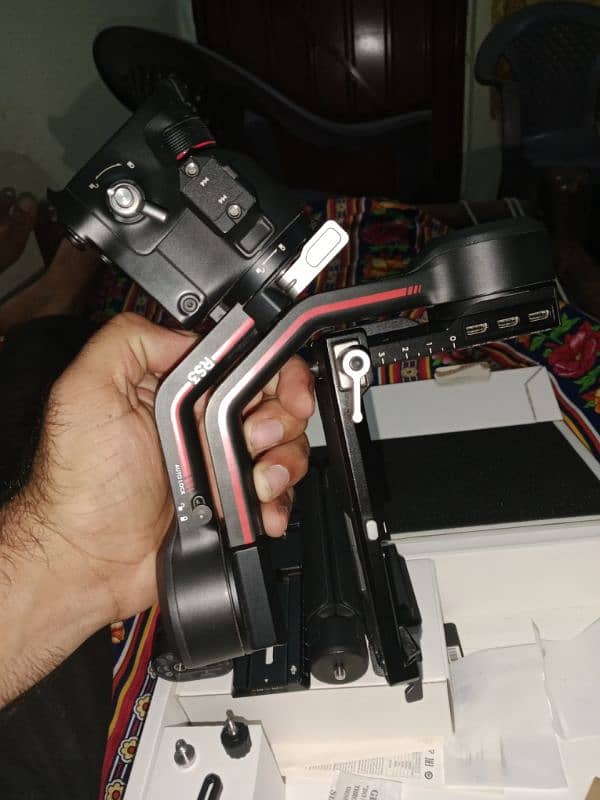 Gimbal DJI RS3 model 2