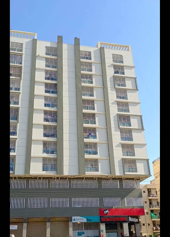 ISRA TOWER Flat Available For Sale At Main University Road Black 7 Gulstan-E-Johar 27