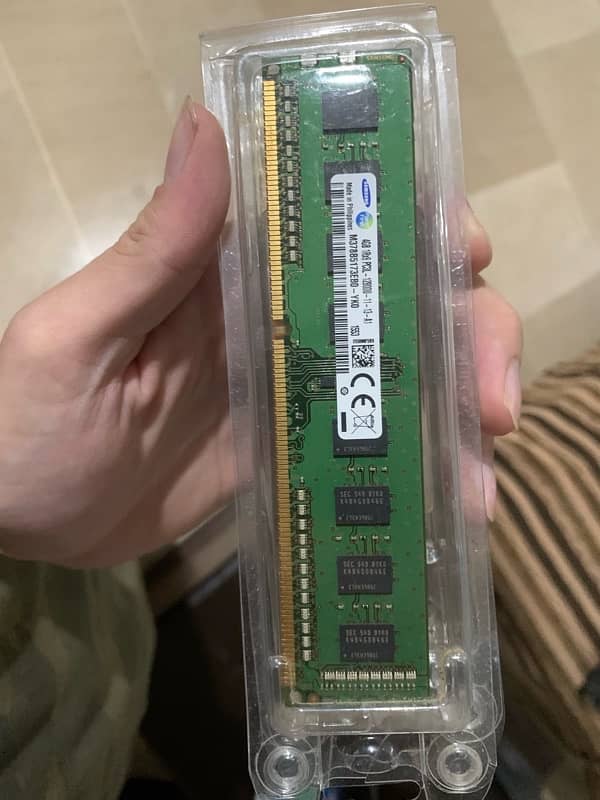 Samsung 4GB 2 stick RAM 3